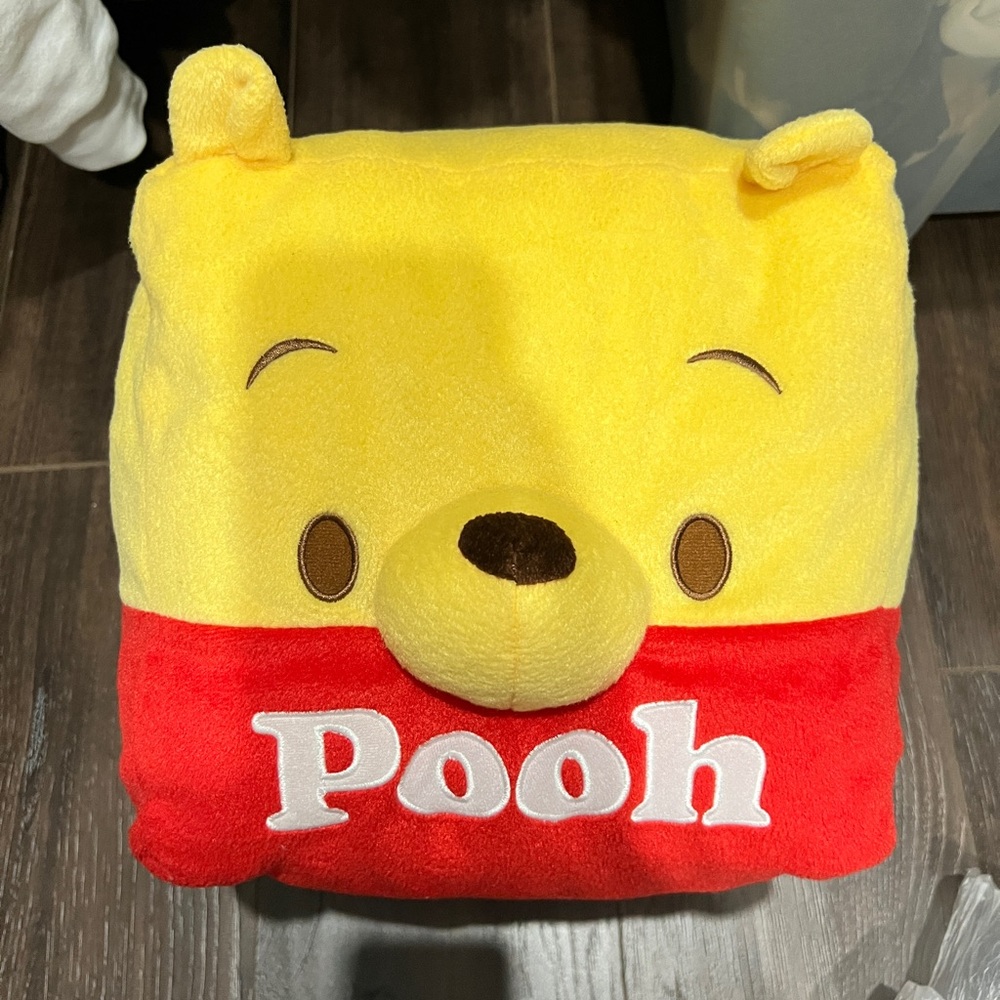 Tsum Tsum Winnie the Pooh Square block stuffed animal 11”